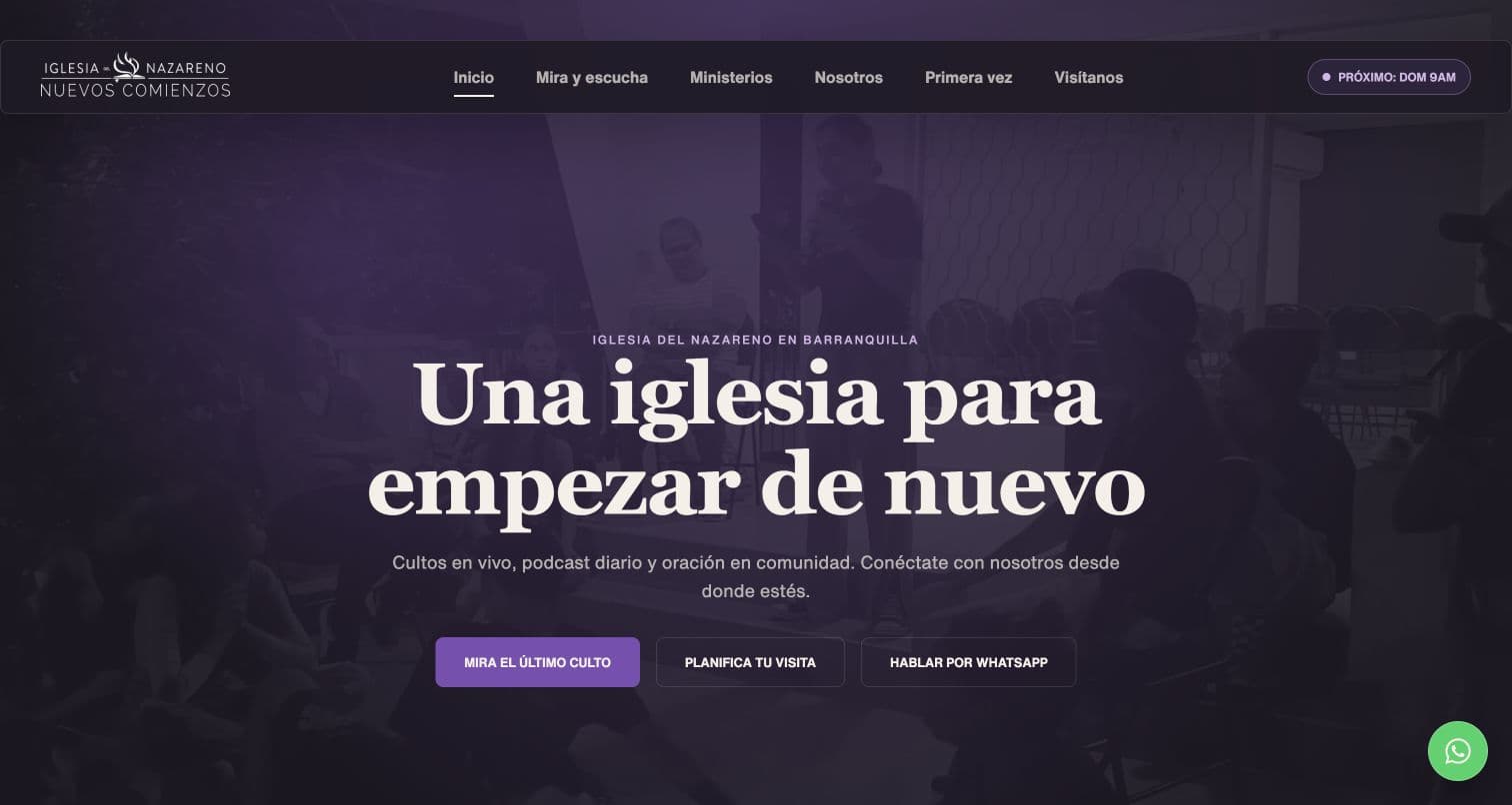 Portada de Nuevos Comienzos con fotografía de la congregación y accesos al último culto y a la primera visita